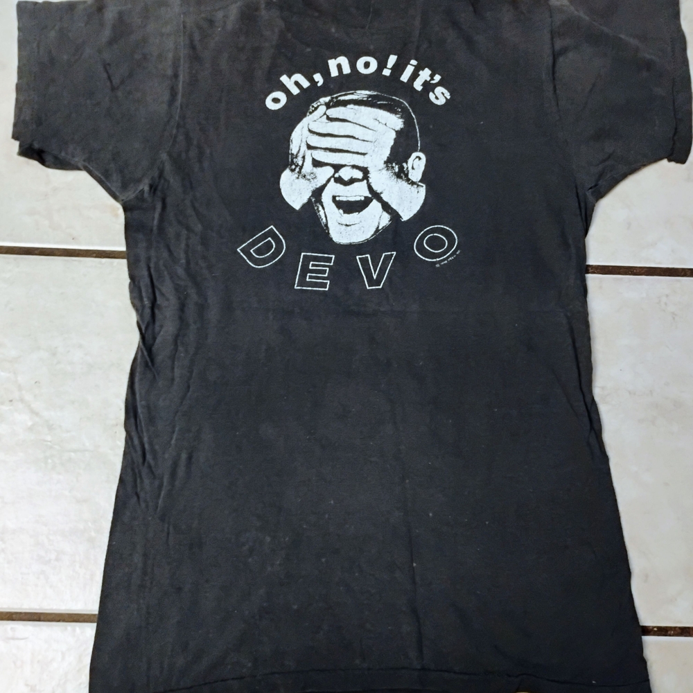 Original Vintage Devo Single Stitch T-Shirt 1982 - Picture 1 of 12